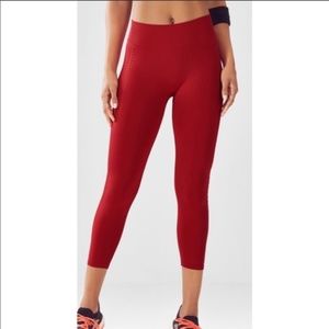 Fabletics Red Delta Capri 7/8 Legging
